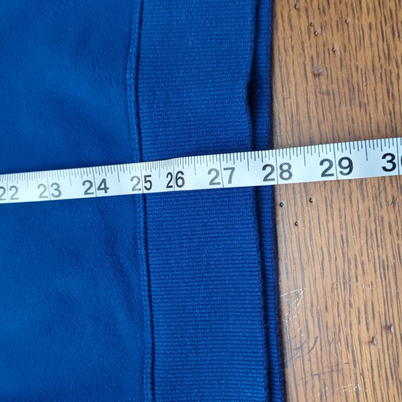 IZOD Men's Blue Half-Zip Sweater - Picture 3 of 10